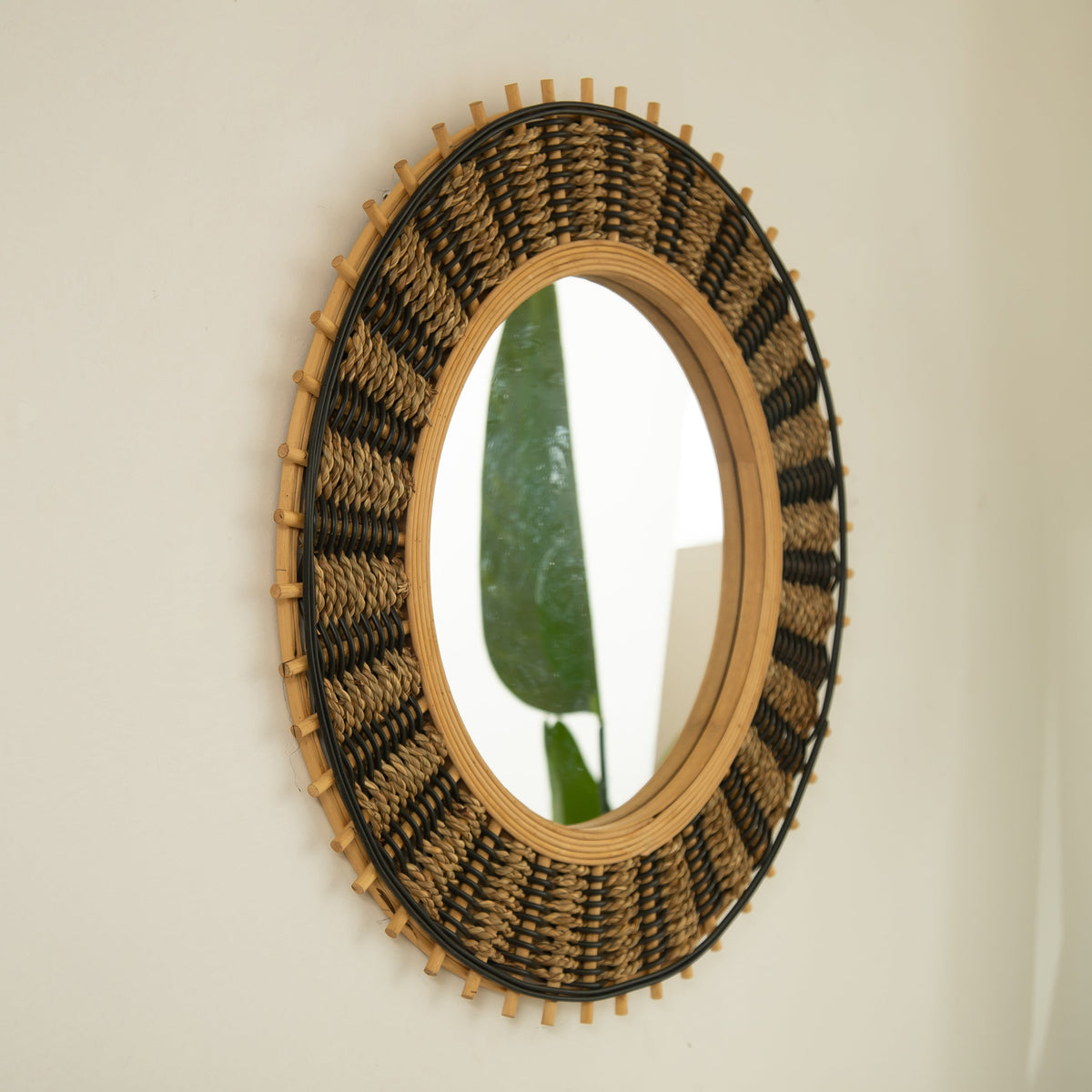 Circle Mirror