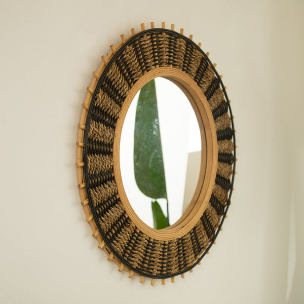 Circle Mirror