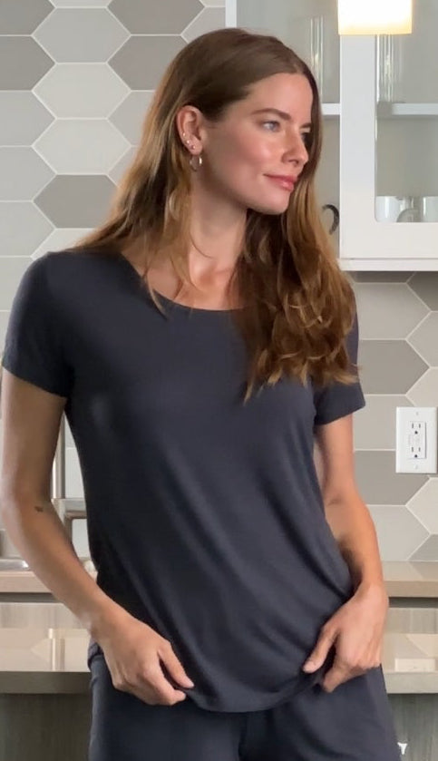 Stillhour Tee